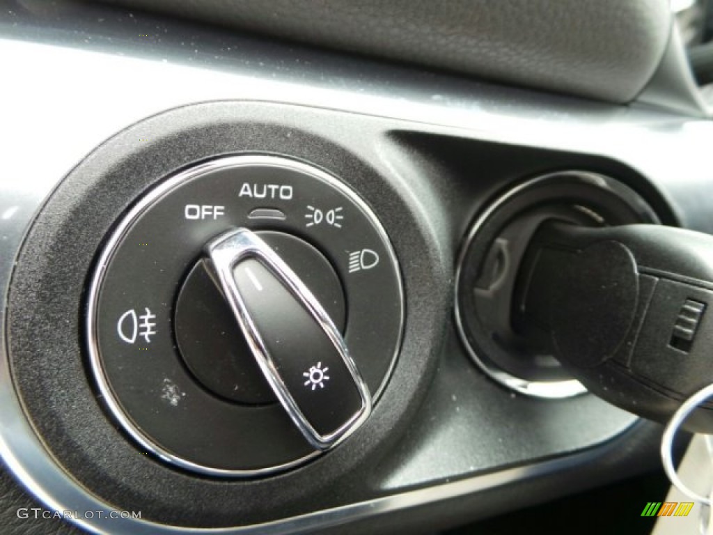 2014 Porsche Boxster Standard Boxster Model Controls Photo #91210651
