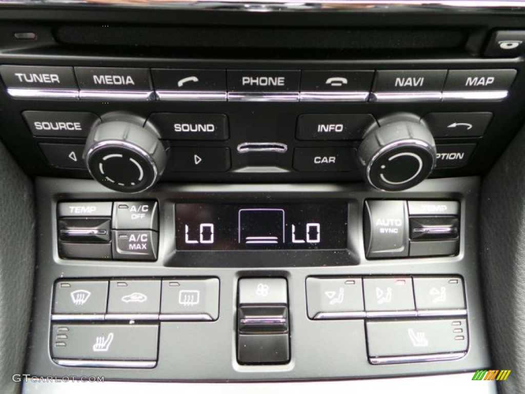 2014 Porsche Boxster Standard Boxster Model Controls Photo #91210823