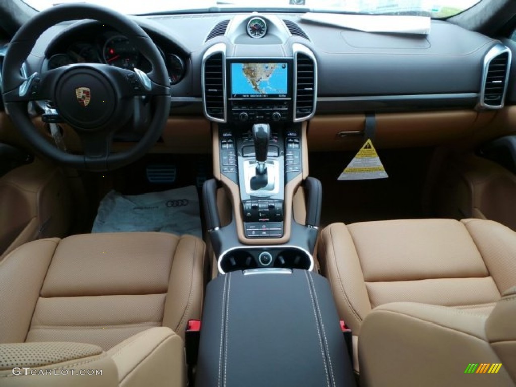 2014 Porsche Cayenne Turbo S Espresso/Cognac Natural Leather Dashboard Photo #91211143