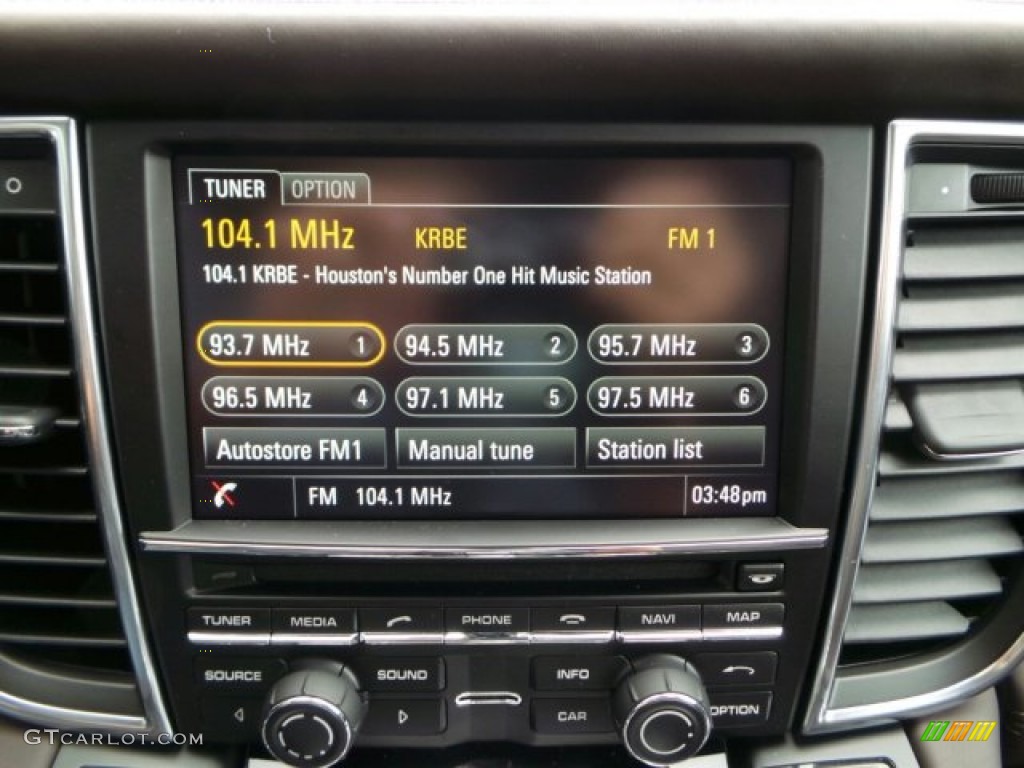 2014 Porsche Panamera 4S Executive Audio System Photo #91211416