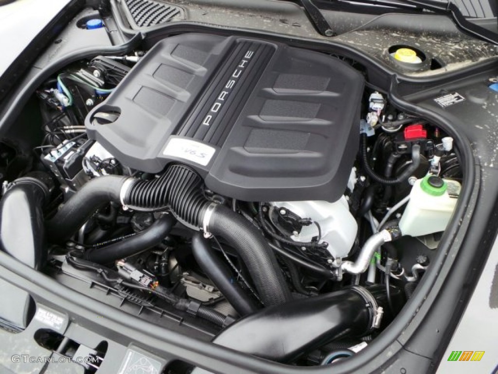 2014 Porsche Panamera 4S Executive Engine Photos