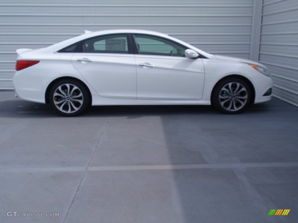 2014 Sonata SE - Pearl White / Black photo #3