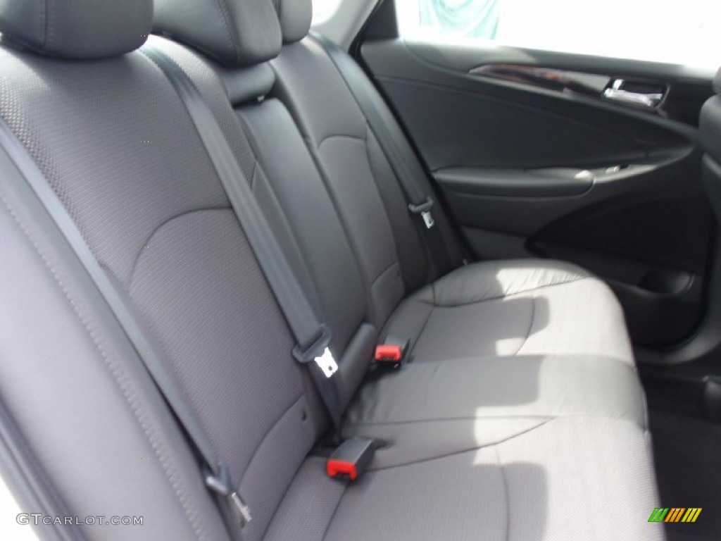 2014 Sonata SE - Pearl White / Black photo #20