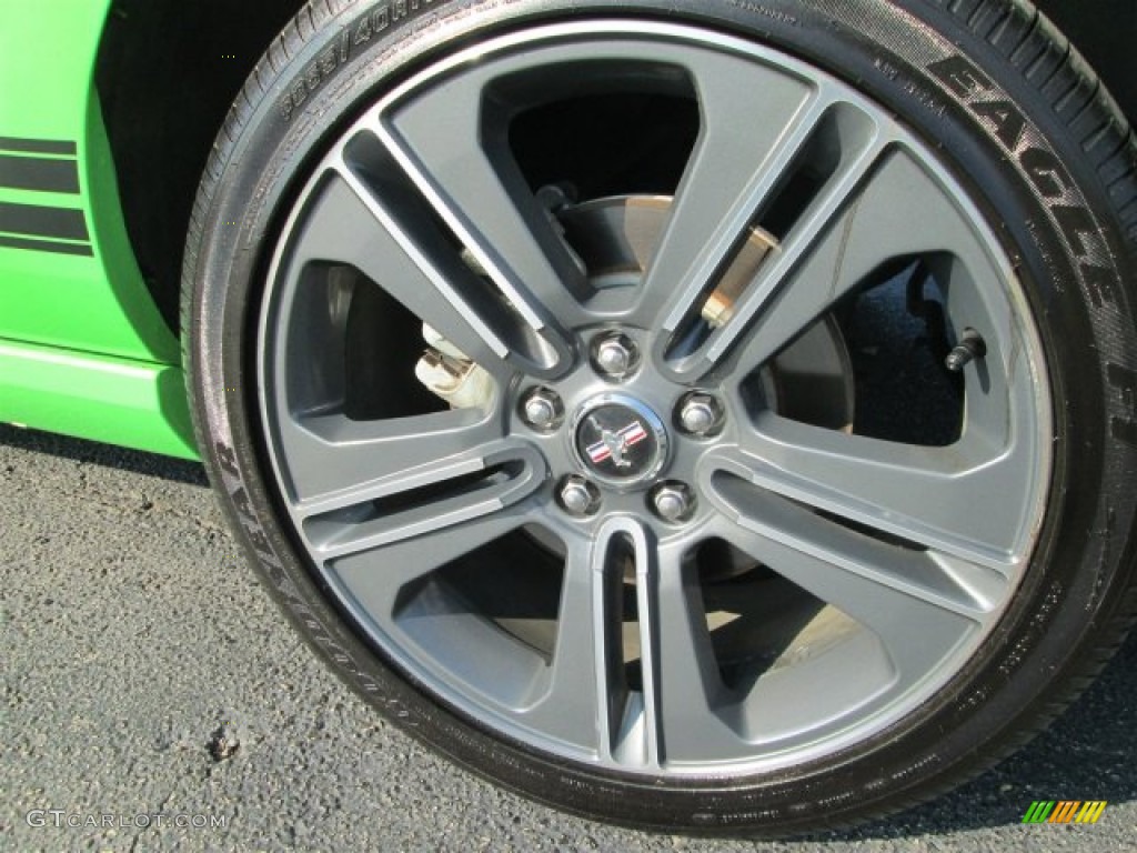 2013 Mustang V6 Premium Coupe - Gotta Have It Green / Charcoal Black photo #4
