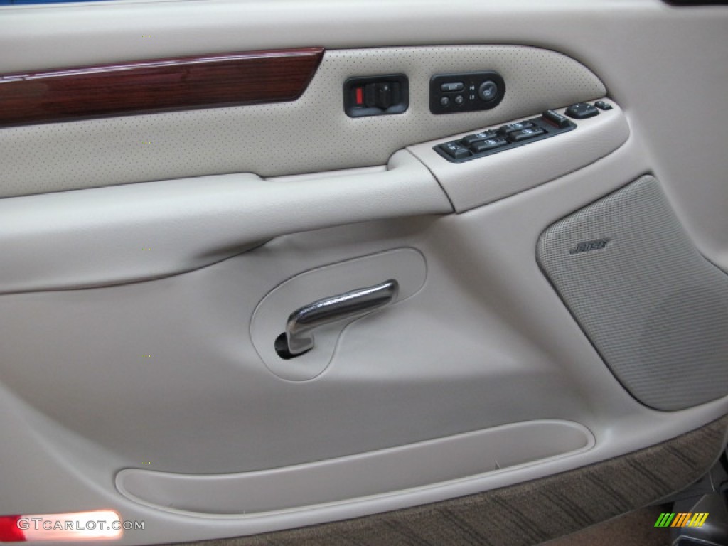 2002 Escalade AWD - Silver Sand / Shale photo #46