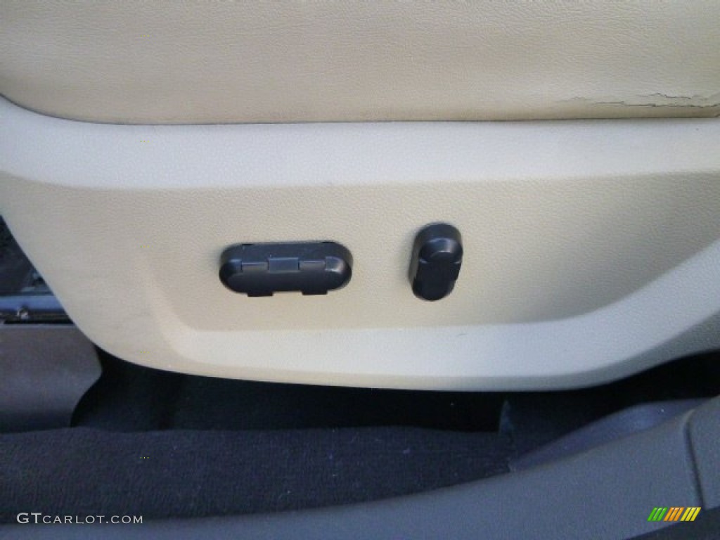 2008 Taurus X Eddie Bauer AWD - Oxford White / Camel photo #16