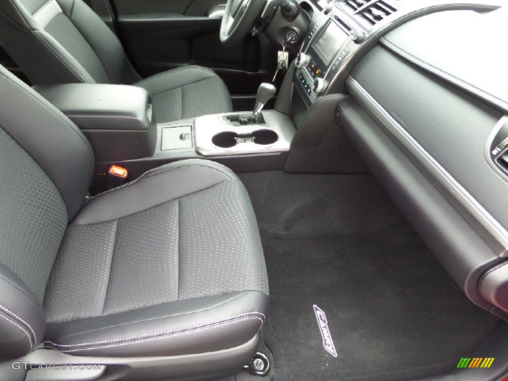 2014 Camry SE - Barcelona Red Metallic / Black photo #13