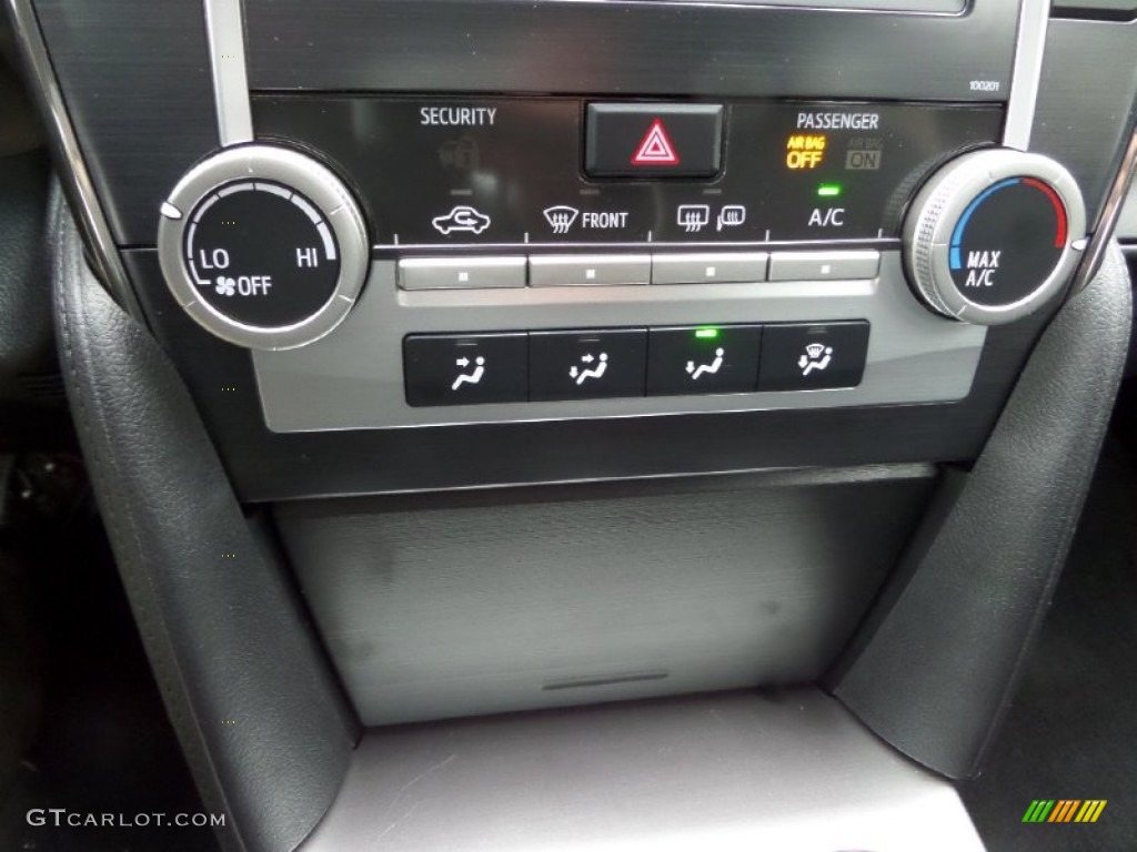 2014 Camry SE - Barcelona Red Metallic / Black photo #18