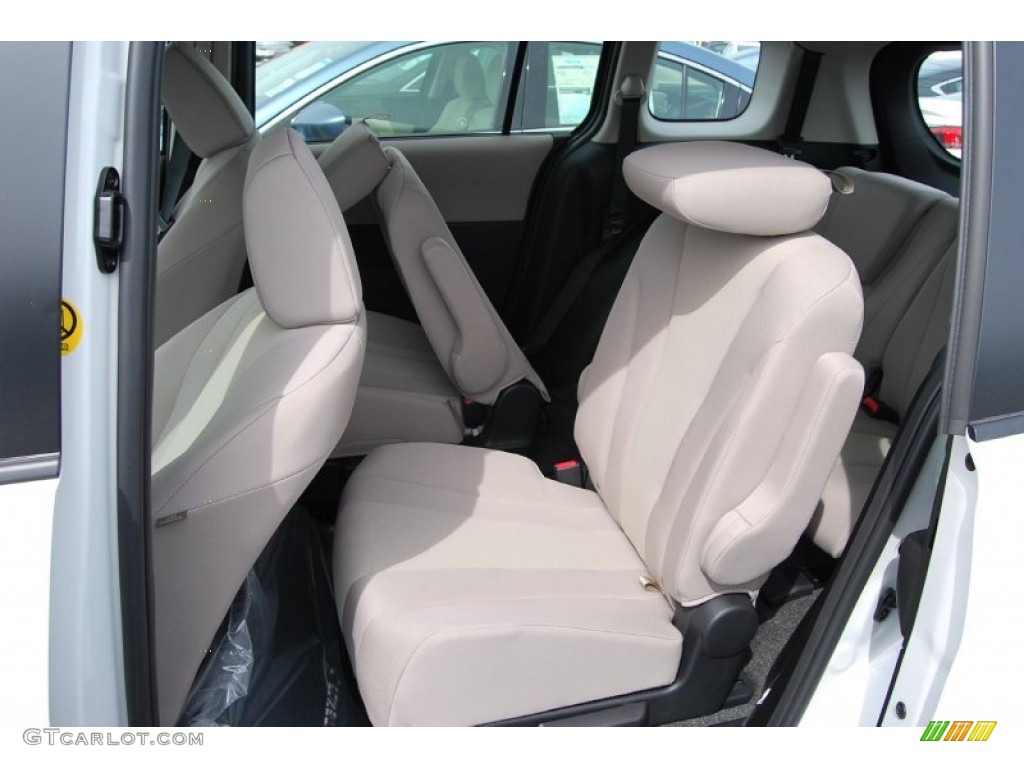 2014 MAZDA5 Sport - Crystal White Pearl / Sand photo #8