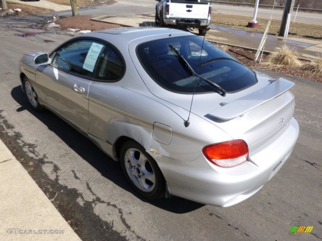 2001 Tiburon  - Super Silver / Black/Gray photo #6