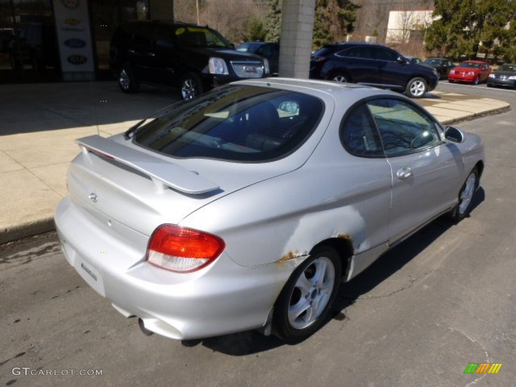2001 Tiburon  - Super Silver / Black/Gray photo #8