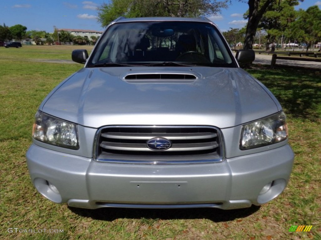 2004 Forester 2.5 XT - Platinum Silver Metallic / Black photo #17