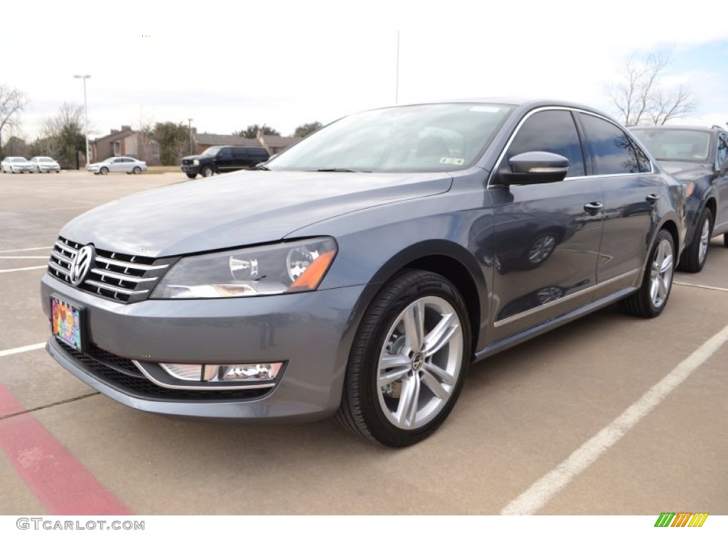 2014 Passat TDI SE - Platinum Gray Metallic / Titan Black photo #1