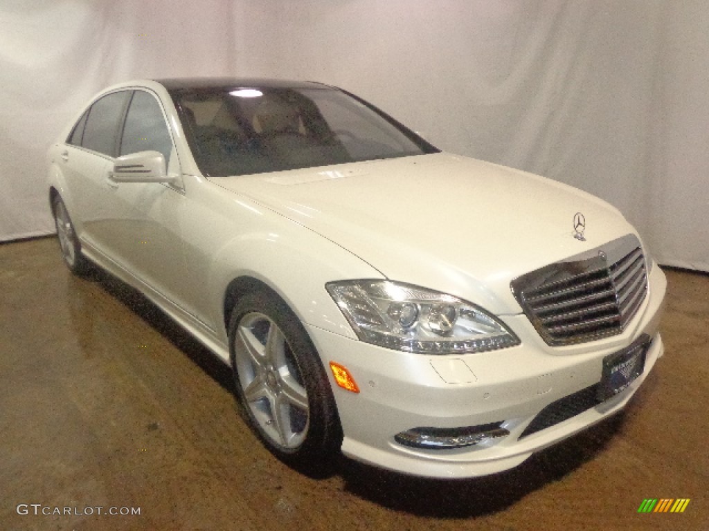 Diamond White Metallic Mercedes-Benz S