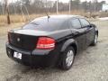 Brilliant Black Crystal Pearl - Avenger SE Photo No. 16
