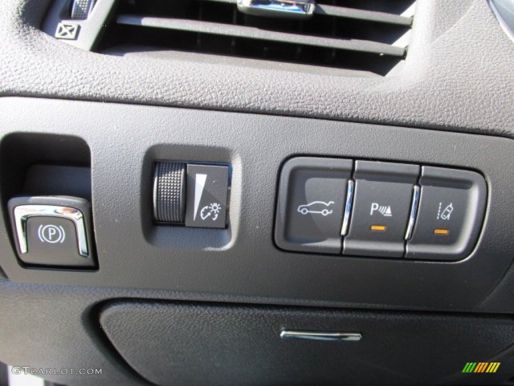 2014 Impala LT - White Diamond Tricoat / Jet Black photo #18