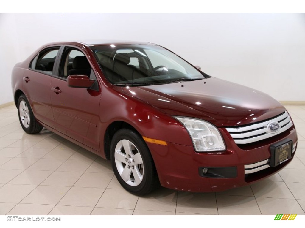 2007 Fusion SE V6 - Merlot Metallic / Charcoal Black photo #1