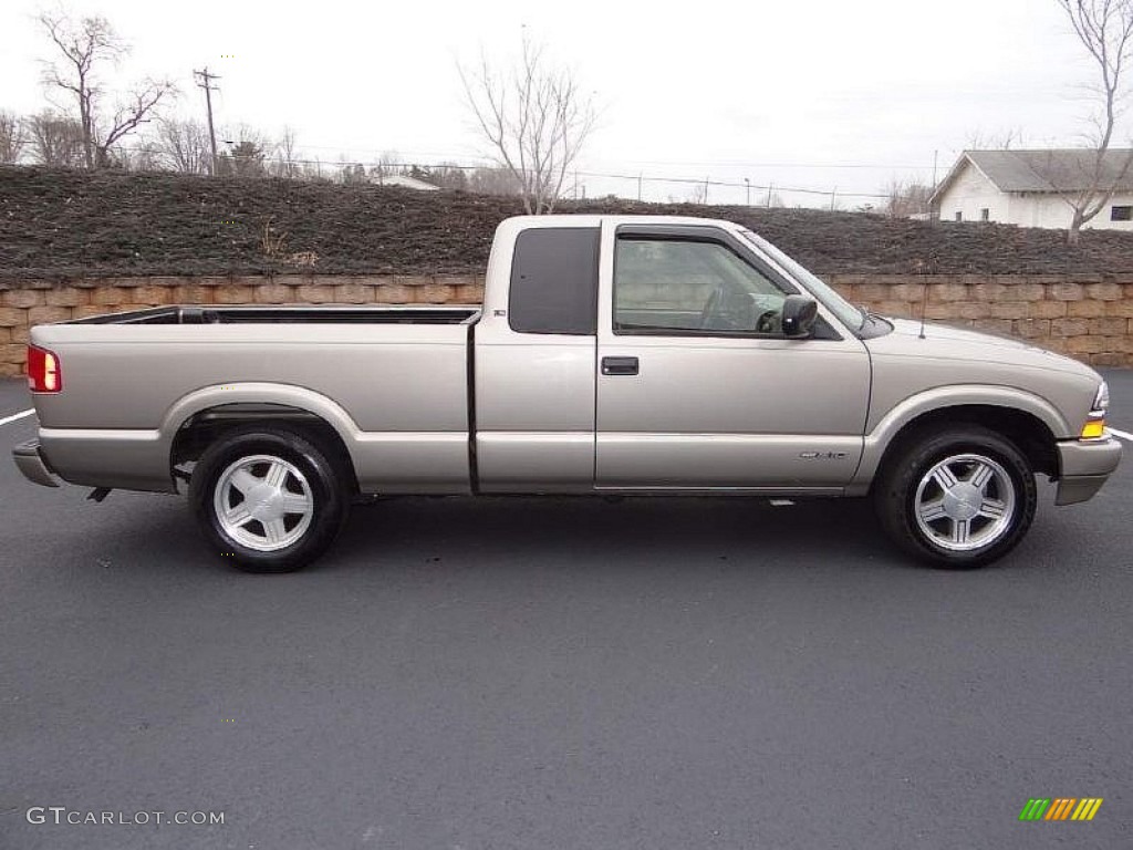 Light Pewter Metallic 2001 Chevrolet S10 LS Extended Cab Exterior Photo #91244608