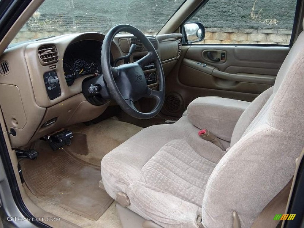 2001 Chevrolet S10 LS Extended Cab Front Seat Photo #91244737