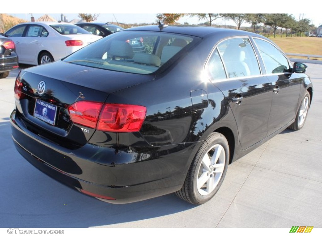 2014 Jetta TDI Sedan - Black / Cornsilk Beige photo #10