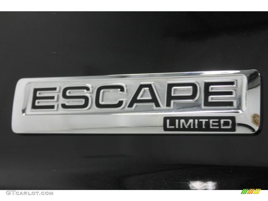 2011 Escape Limited V6 - Tuxedo Black Metallic / Charcoal Black photo #12