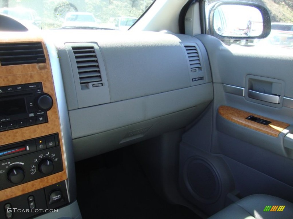 2007 Aspen Limited HEMI - Marine Blue Pearl / Dark Slate Gray/Light Slate Gray photo #15