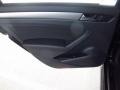 Black - Passat 1.8T SE Photo No. 12