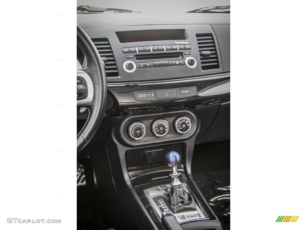 2012 Mitsubishi Lancer Evolution MR Controls Photo #91259968