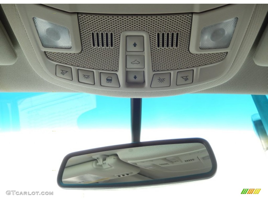 2013 Lincoln MKZ 2.0L EcoBoost FWD Controls Photo #91262122