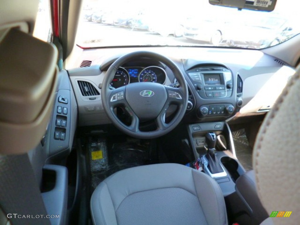 2014 Tucson SE AWD - Garnet Red / Beige photo #14