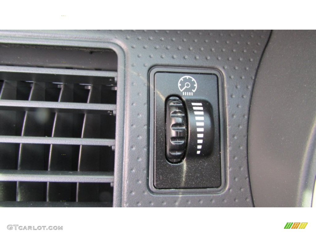 2007 Tacoma V6 PreRunner Double Cab - Super White / Graphite Gray photo #21