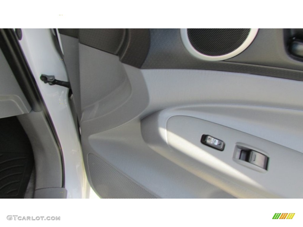 2007 Tacoma V6 PreRunner Double Cab - Super White / Graphite Gray photo #44