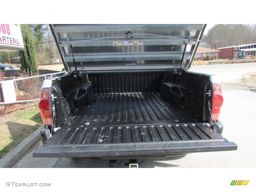 2007 Tacoma V6 PreRunner Double Cab - Super White / Graphite Gray photo #53