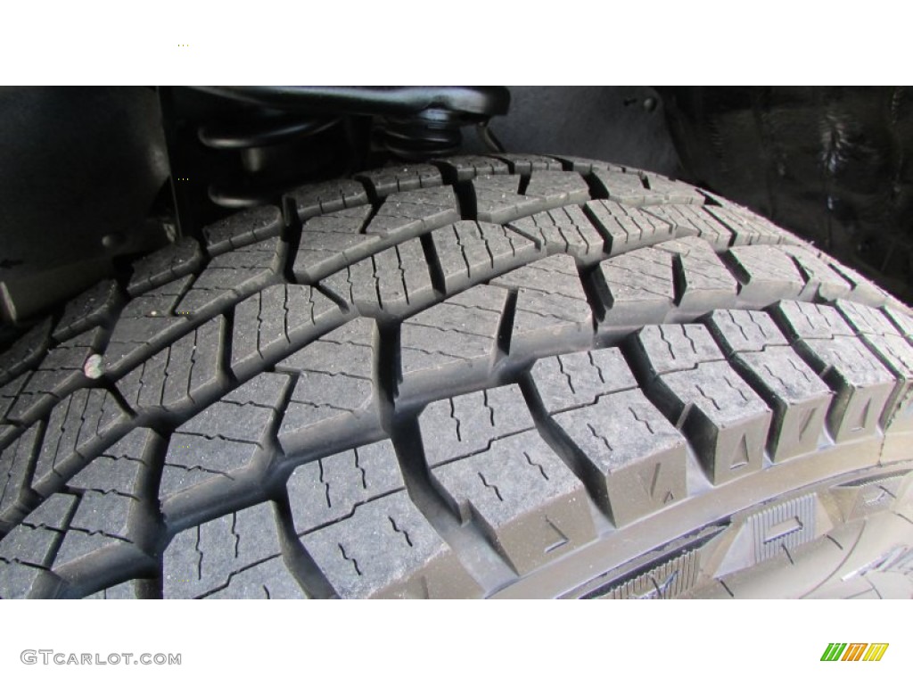 2007 Tacoma V6 PreRunner Double Cab - Super White / Graphite Gray photo #59