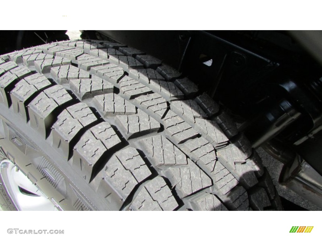 2007 Tacoma V6 PreRunner Double Cab - Super White / Graphite Gray photo #63