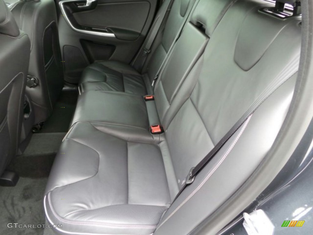 2015 Volvo XC60 T6 AWD R-Design Rear Seat Photo #91274686