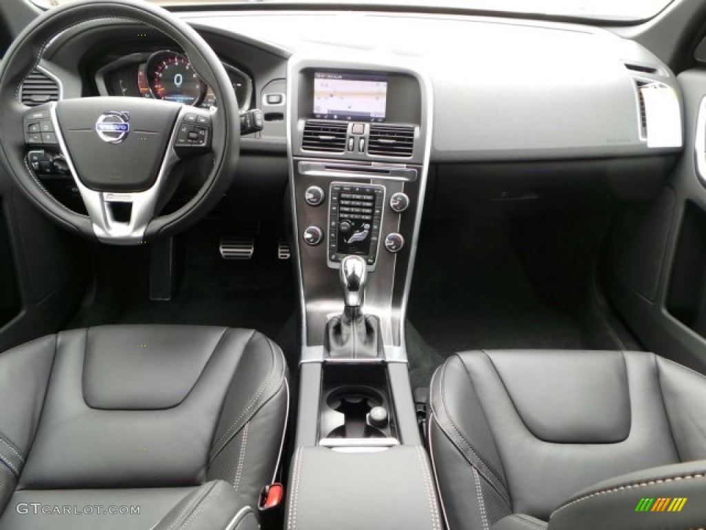 2015 Volvo XC60 T6 AWD R-Design R-Design Off Black Dashboard Photo #91274707
