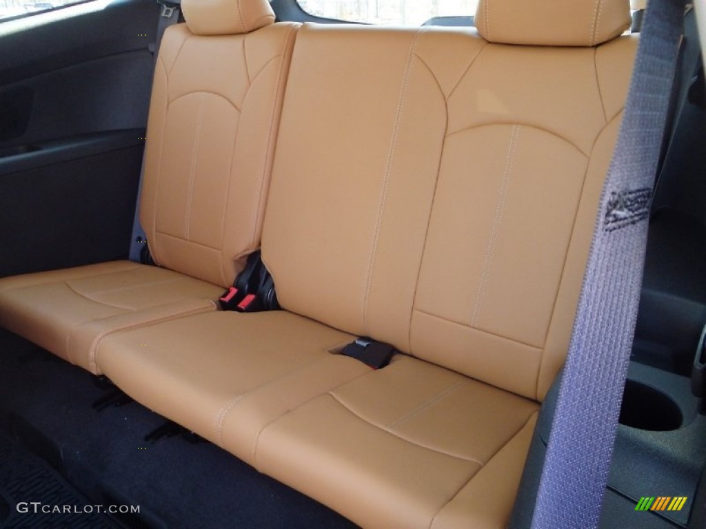 2014 Chevrolet Traverse LT Rear Seat Photos