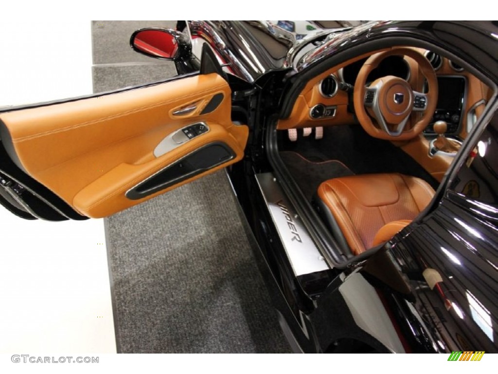 Black/Caramel Interior 2013 Dodge SRT Viper GTS Coupe Photo #91282933
