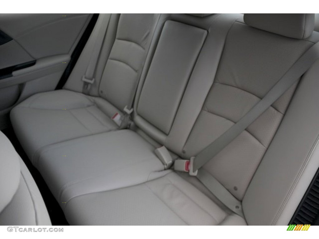 2014 Honda Accord Hybrid EX-L Sedan Rear Seat Photos