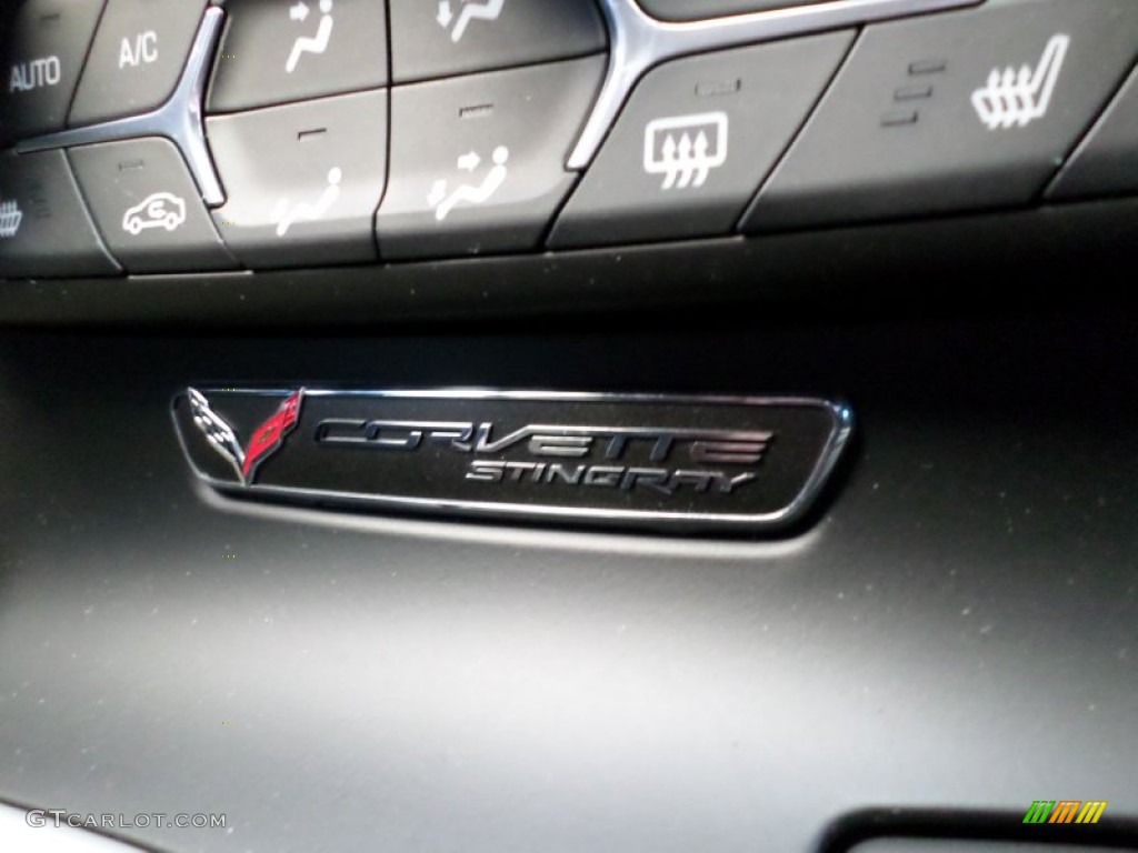 2014 Chevrolet Corvette Stingray Convertible Marks and Logos Photo #91288052