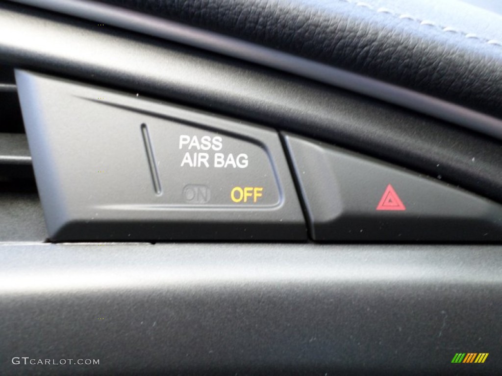 2014 Chevrolet Corvette Stingray Convertible Controls Photo #91288251