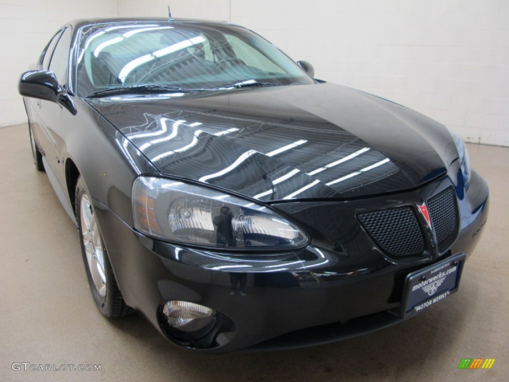 2005 Grand Prix GTP Sedan - Black / Ebony/Dark Pewter photo #1