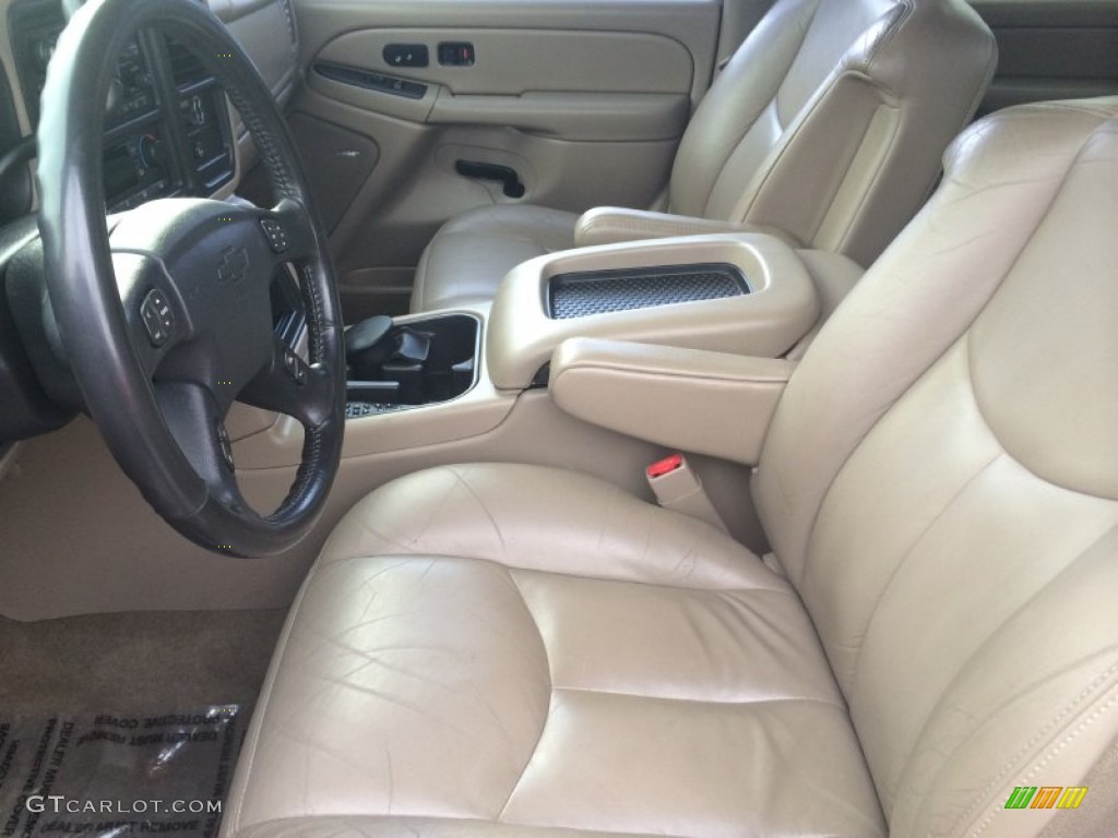 Tan Interior 2004 Chevrolet Silverado 2500HD LT Crew Cab 4x4 Photo #91288997