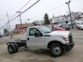 Oxford White - F350 Super Duty XL Regular Cab Dually Chassis Photo No. 4
