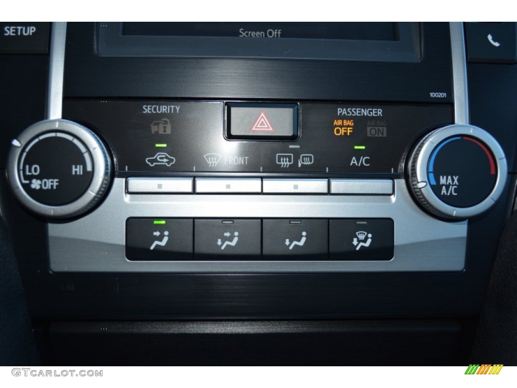 2014 Camry SE - Super White / Black photo #15