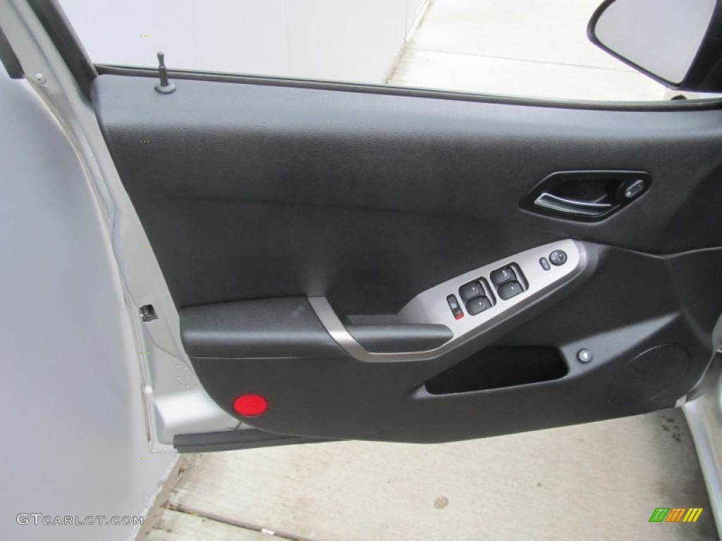2005 Pontiac G6 GT Sedan Ebony Door Panel Photo #91295057