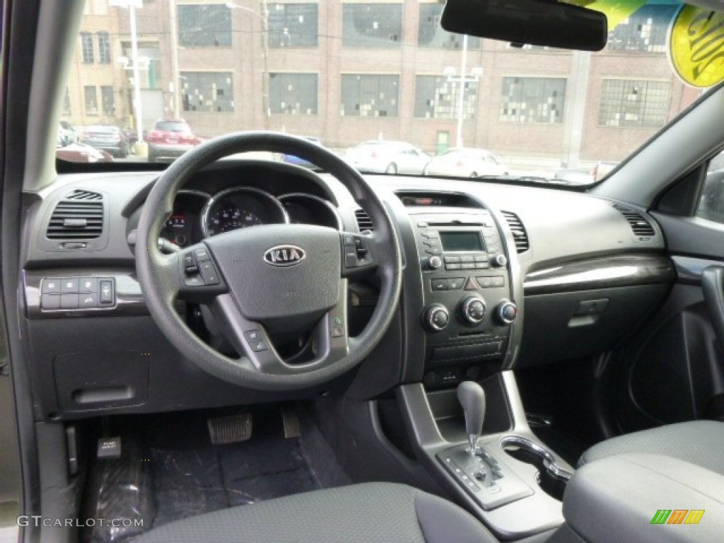 2013 Sorento LX - Tuscan Olive / Gray photo #14