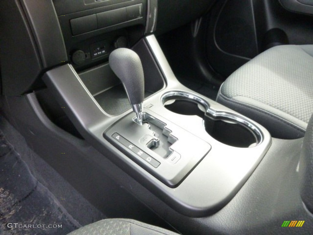 2013 Kia Sorento LX Transmission Photos
