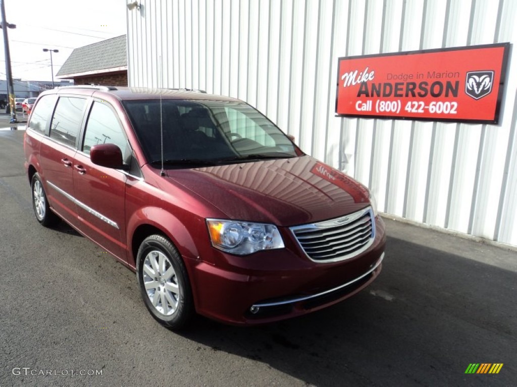 Deep Cherry Red Crystal Pearl Chrysler Town & Country